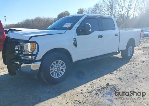 2017 Ford F-250 Xlt из США, поврежденный, VIN 1FT7W2A61HEC56092